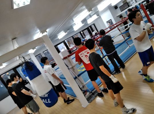 【市川・本八幡駅すぐのジム】目指せ、国家公務員？ボクサーは官公庁だって欲しい人材！