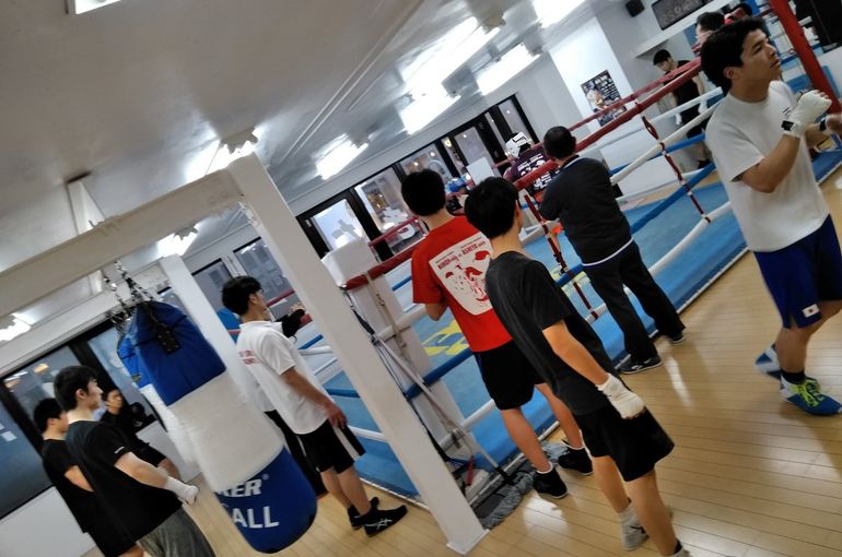 【市川・本八幡駅すぐのジム】目指せ、国家公務員？ボクサーは官公庁だって欲しい人材！